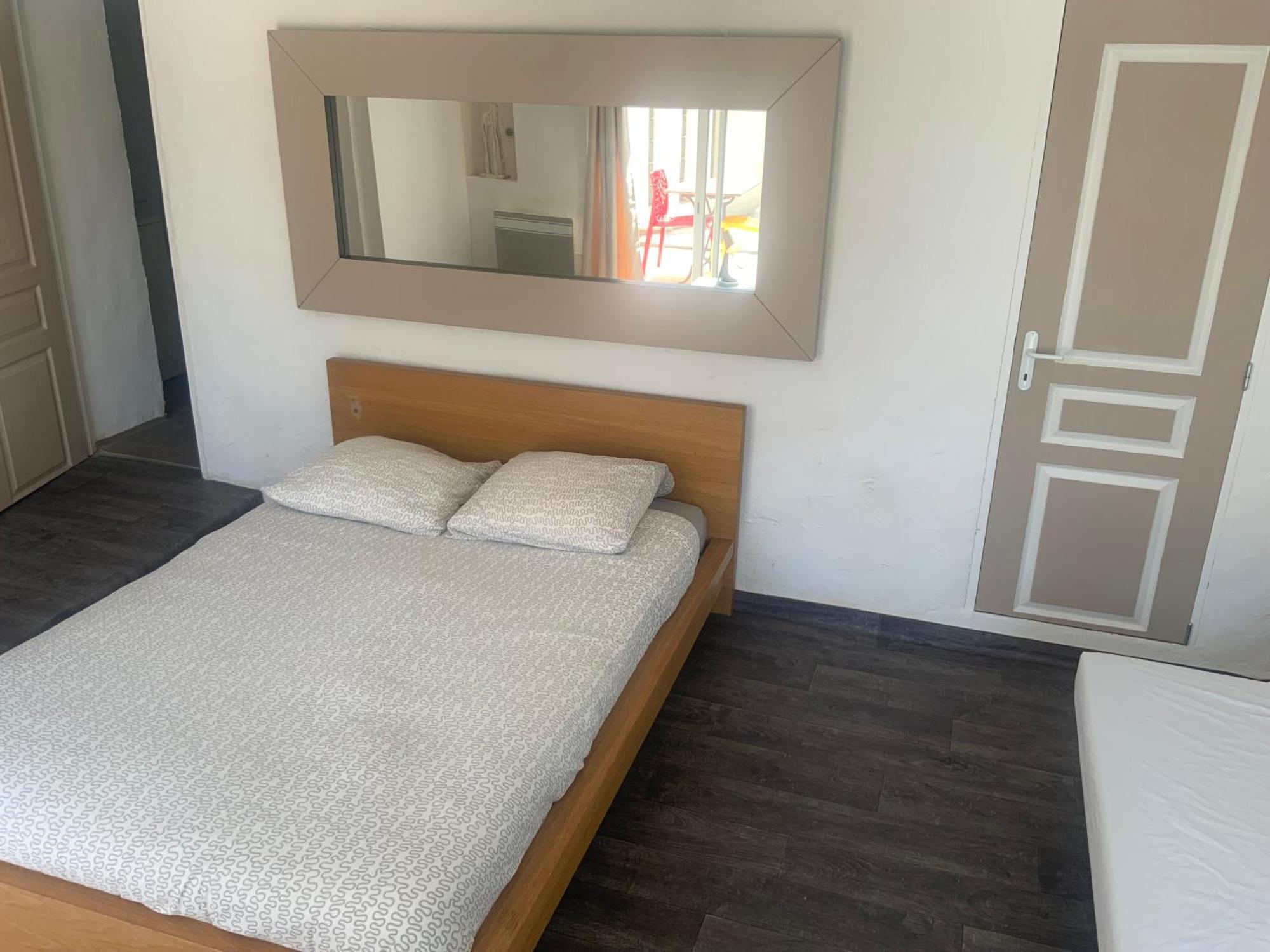 Ferienwohnung Pour 4 Face A La Piscine Marseilles Exterior foto