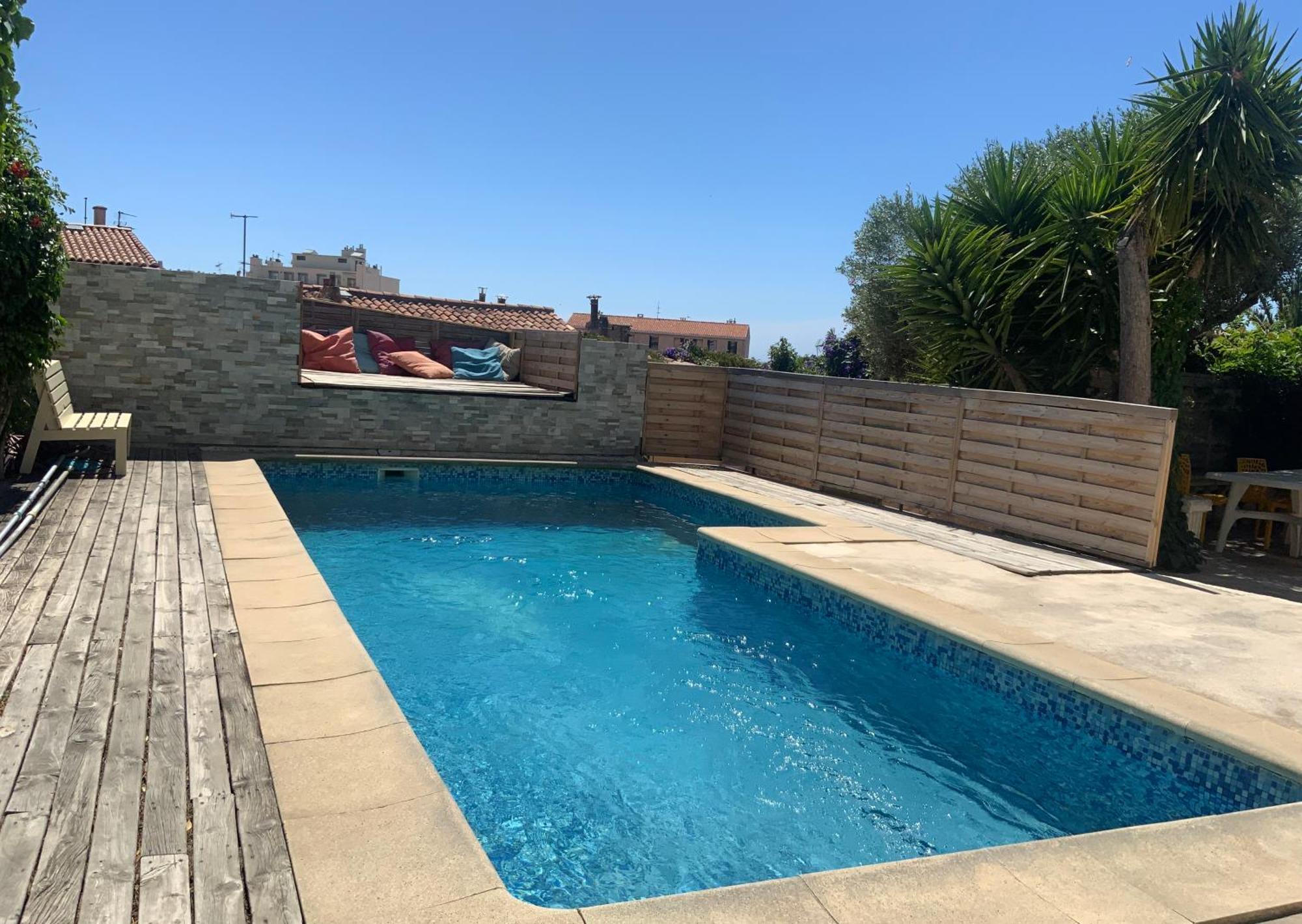 Ferienwohnung Pour 4 Face A La Piscine Marseilles Exterior foto